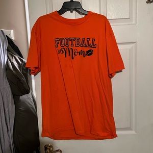 Womens xxl football mom tshirt